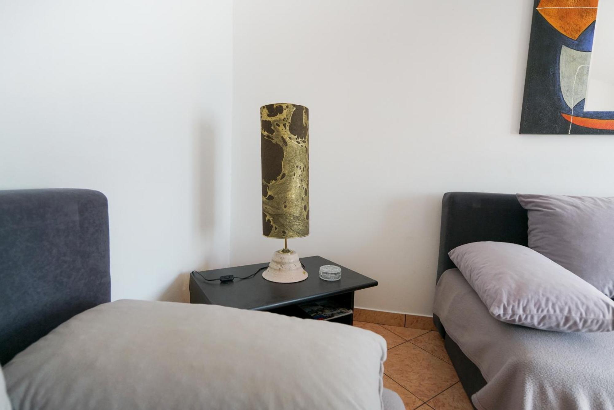 Apartments Osljak Preko Ngoại thất bức ảnh