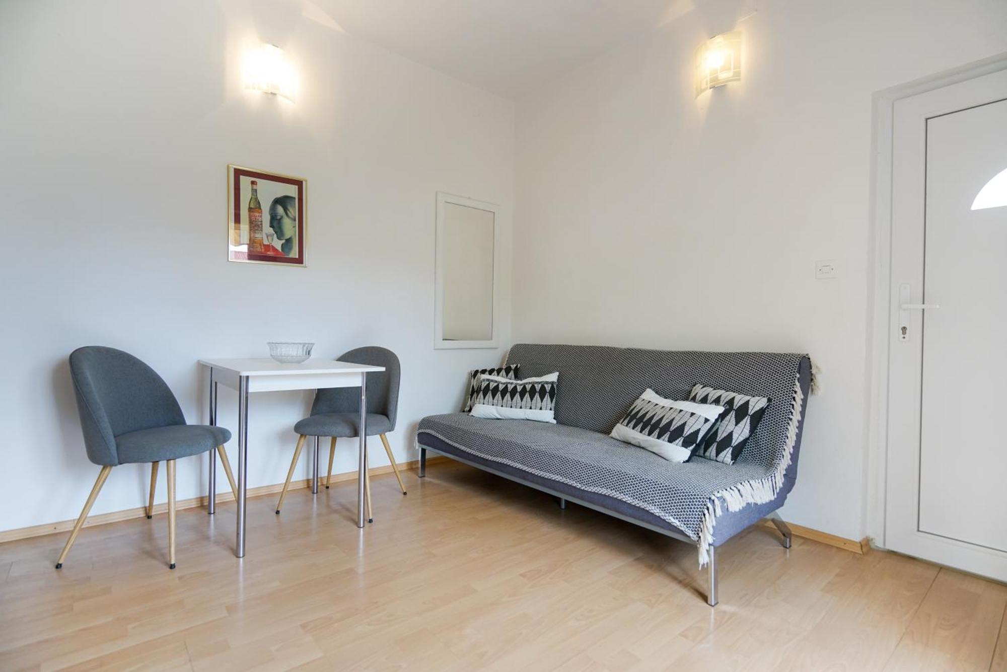 Apartments Osljak Preko Ngoại thất bức ảnh