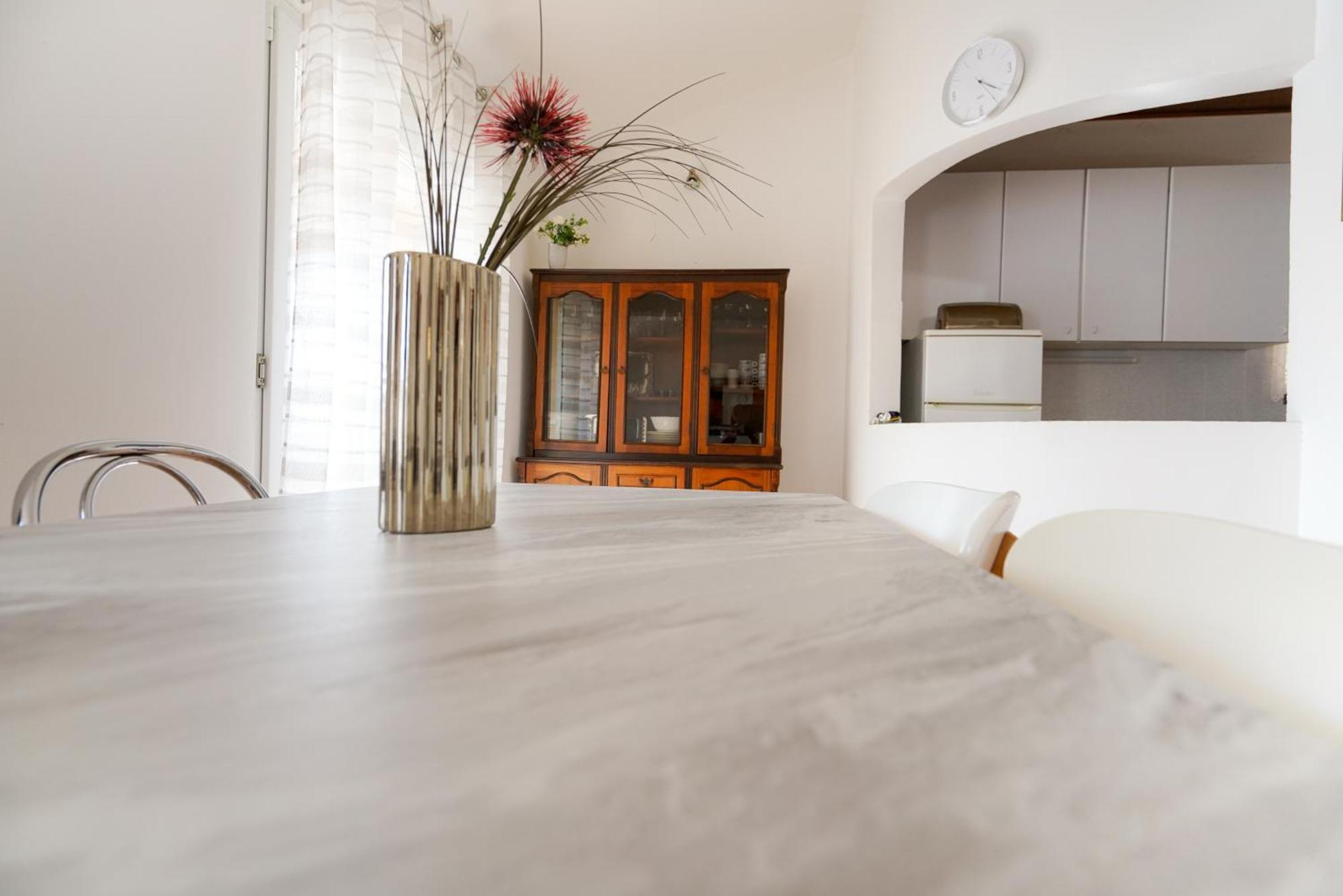 Apartments Osljak Preko Ngoại thất bức ảnh